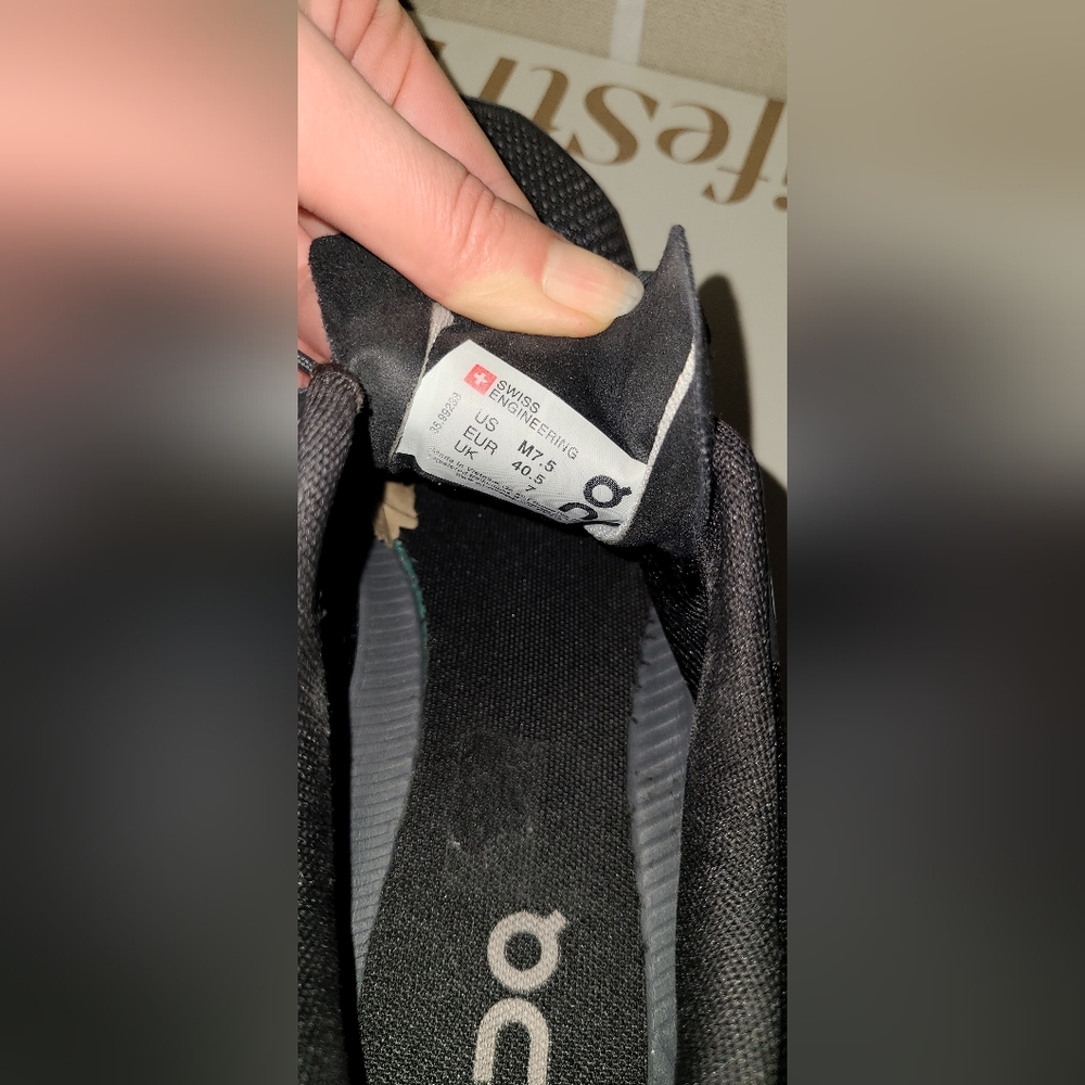 On Cloud Cloudflow Cloudtec Running Sneaker Men 7… - image 4